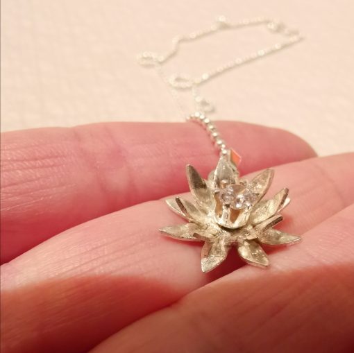 Näckros med cubic zirconia - Bild 2